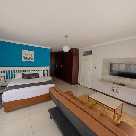 Green Lagoon Guest House Gaborone Eksteriør bilde